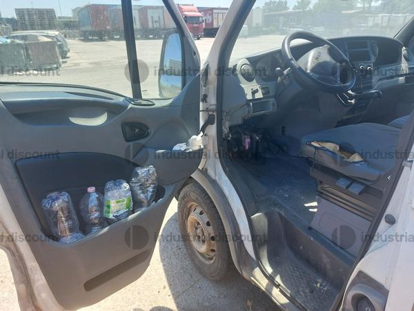 2#10196 Furgone Iveco Daily Minivan in vendita - foto 9