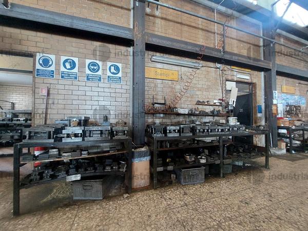 10#10213 Scorte, Materie prime, Lavorati, Semilavorati, Stampi e Scarti di materiale ferroso in vendita - foto 5