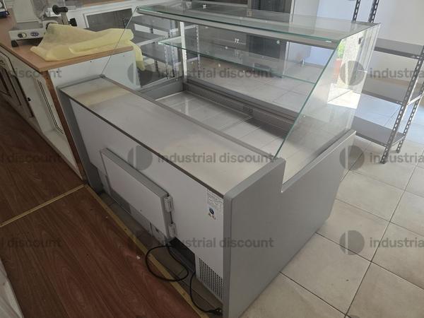 1#10231 Attrezzature e arredi in vendita - foto 9