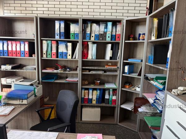 2#10242 Arredamento da ufficio e attrezzatura elettronica in vendita - foto 10