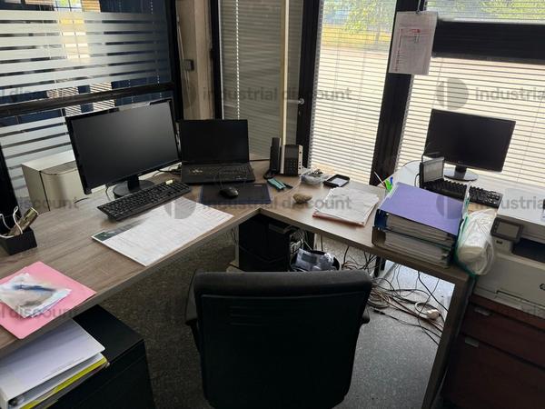 2#10242 Arredamento da ufficio e attrezzatura elettronica in vendita - foto 15