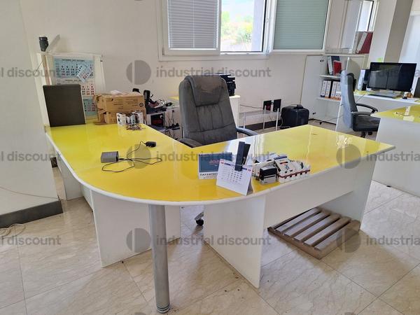 Arredi ufficio in vendita