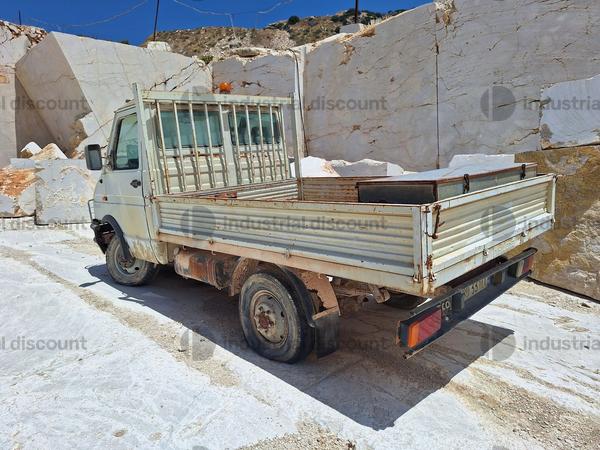 15#10255 Autocarro Iveco TurboDaily in vendita - foto 2
