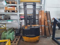 Carello elevatore elettrico - Lotto 10 (Asta 10261)