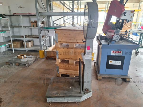 11#10261 Attrezzatura elettronica, meccanica, scaffalature in vendita - foto 3