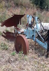 Aratro bivomere Nardi - Lotto 2 (Asta 10264)