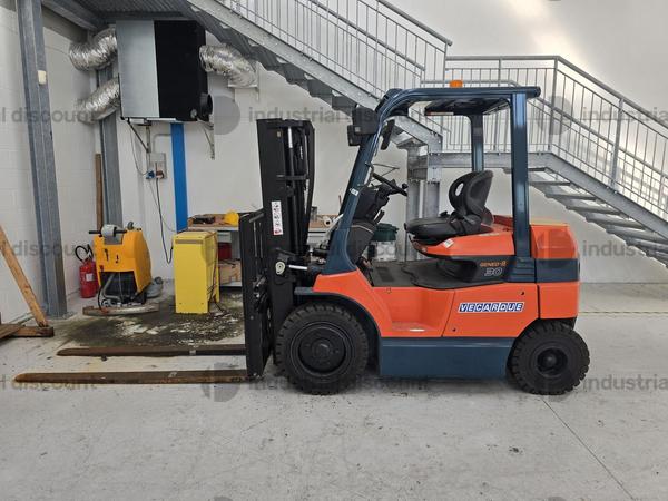 Carrelli elevatori in vendita