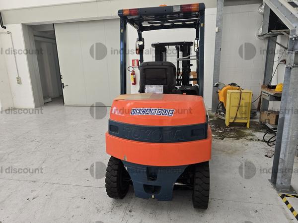 5#10268 Carrello elevatore Toyota Geneo B30 in vendita - foto 2
