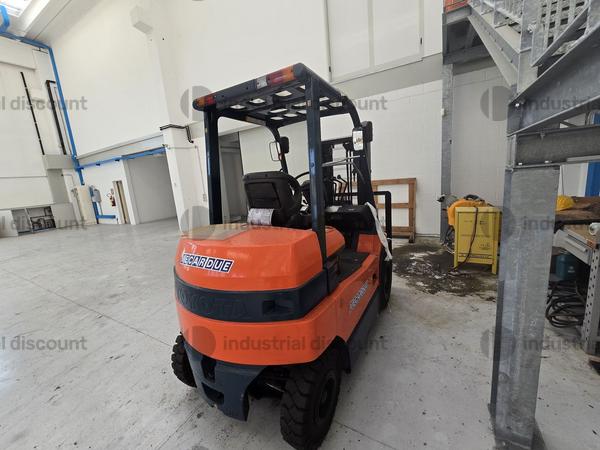 5#10268 Carrello elevatore Toyota Geneo B30 in vendita - foto 3