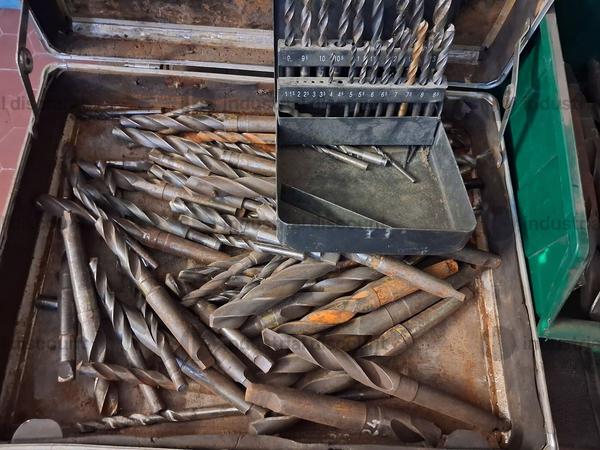 3#10272 Attrezzature utensili e strumenti per officina e lavorazioni meccaniche in vendita - foto 4