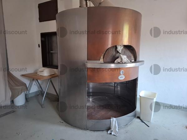 1#10276 Attrezzature per ristorazione e arredi e subingresso voltura di titoli amministrativi di posizioni connesse all'attività in vendita - foto 2