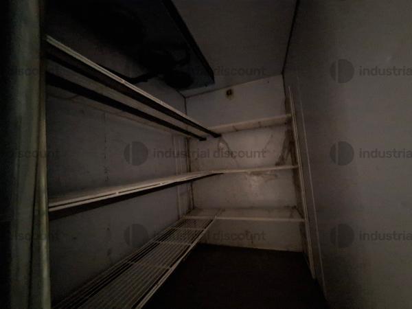 1#10276 Attrezzature per ristorazione e arredi e subingresso voltura di titoli amministrativi di posizioni connesse all'attività in vendita - foto 87