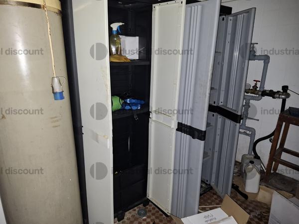 1#10276 Attrezzature per ristorazione e arredi e subingresso voltura di titoli amministrativi di posizioni connesse all'attività in vendita - foto 90