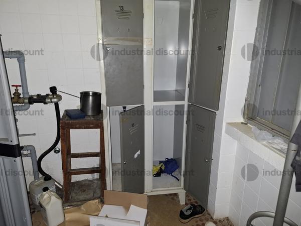1#10276 Attrezzature per ristorazione e arredi e subingresso voltura di titoli amministrativi di posizioni connesse all'attività in vendita - foto 91