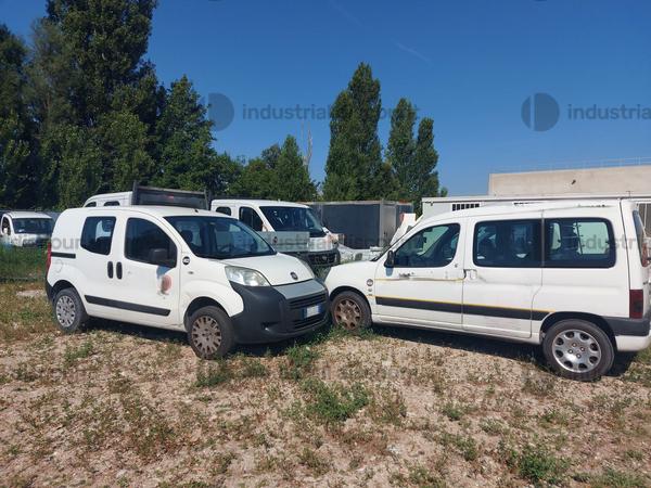 1#10296 Attrezzature edili e autocarri in vendita - foto 30