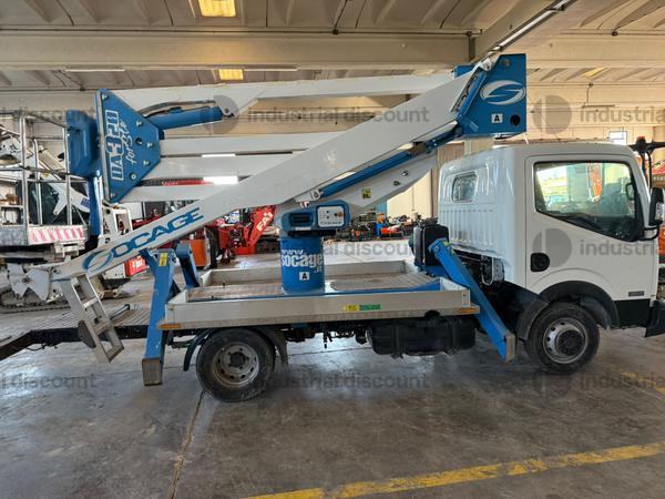 8#10300 Piattaforma Socage montata su Nissan Cabstar in vendita - foto 8