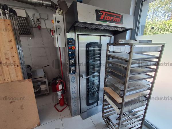 Forni alimentari in vendita