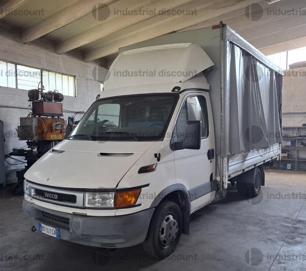 1#10340 Autocarro Iveco Daily in vendita - foto 4