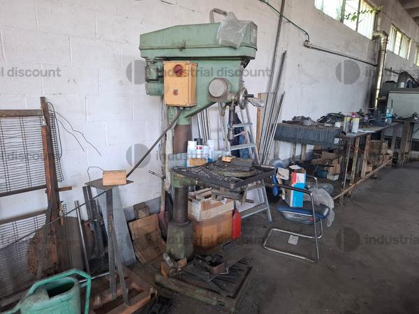 Attrezzatura officina in vendita