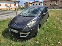 Autocarro IVECO Daily Autovettura RENAULT SCENIC - Lotto 1 (Asta 10351)
