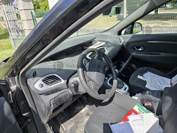 1#10351 Autocarro IVECO Daily Autovettura RENAULT SCENIC in vendita - foto 3