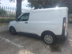 Autocarro Ford Transit Courier - Lotto 3 (Asta 10352)