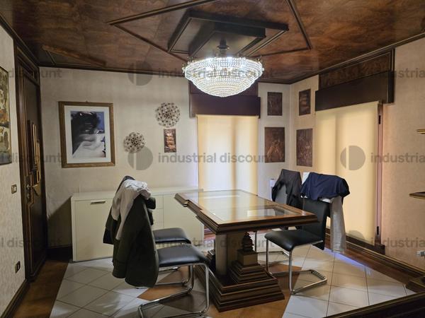 1#10355 Attrezzature supermercato e arredo vario in vendita - foto 42
