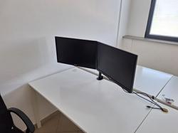 2 monitor Philips 243V 24' Full HD con braccio snodabile – set 10 di 15 - Lotto 10 (Asta 10373)