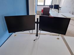 2 monitor Philips 243V 24' Full HD con braccio snodabile – set 12 di 15 - Lotto 12 (Asta 10373)