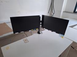2 monitor Philips 243V 24' Full HD con braccio snodabile – set 5 di 15 - Lotto 5 (Asta 10373)