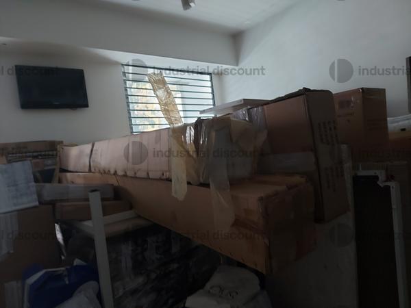 1#10378 Arredi e accessori per negozio in vendita - foto 10