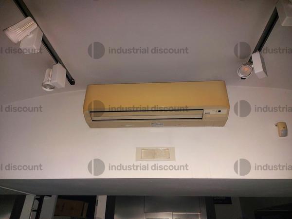 1#10378 Arredi e accessori per negozio in vendita - foto 81