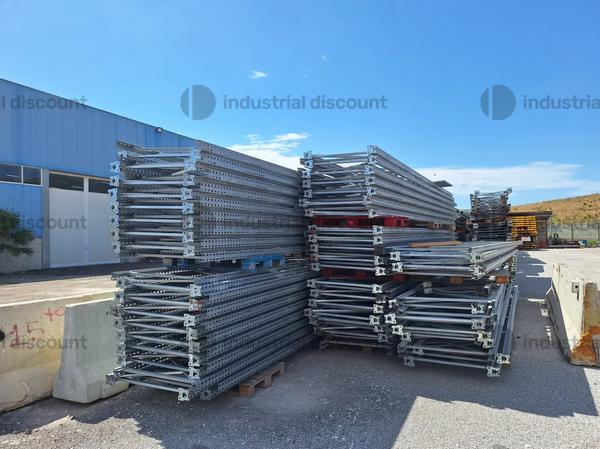 Scaffalature in vendita
