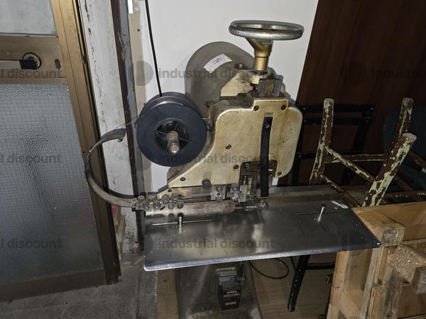 Macchine per cucire in vendita