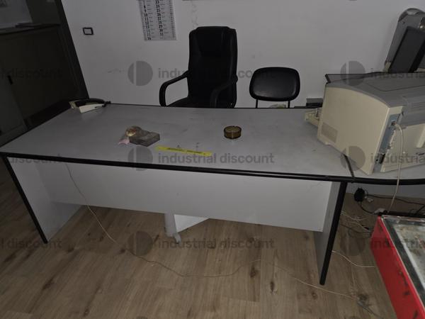 Arredi ufficio in vendita