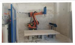 Robot industriale KUKA KRC2 (2007), rigenerato nel 2018 - Lotto 1 (Asta 10399)