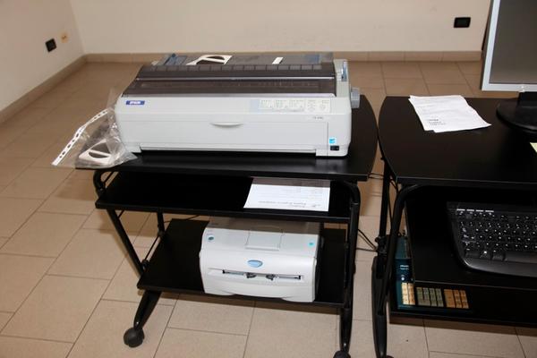 4#10890 Arredi d'ufficio e strumenti elettronici in vendita - foto 4
