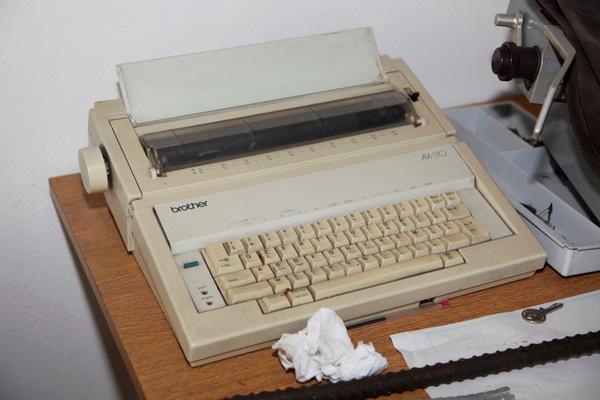 4#10890 Arredi d'ufficio e strumenti elettronici in vendita - foto 15