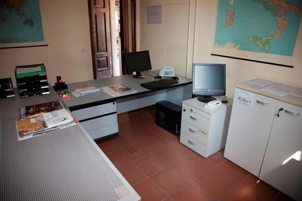 4#10890 Arredi d'ufficio e strumenti elettronici in vendita - foto 20