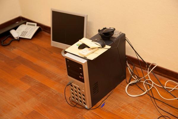 4#10890 Arredi d'ufficio e strumenti elettronici in vendita - foto 51
