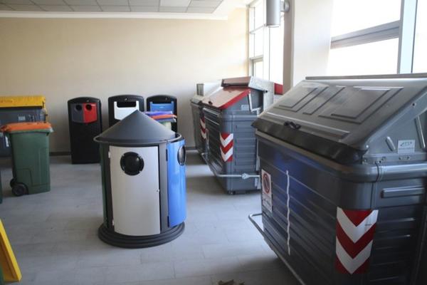 29#11090 Magazzino di materie prime e semilavorati in vendita - foto 50