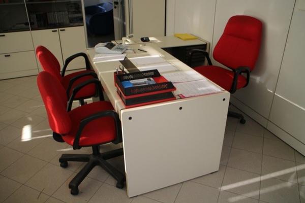 147#1137 Arredamento e attrezzatura da ufficio in vendita - foto 7