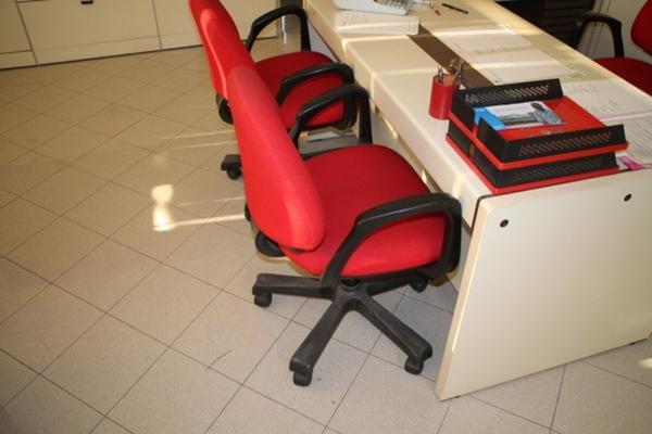 147#1137 Arredamento e attrezzatura da ufficio in vendita - foto 19