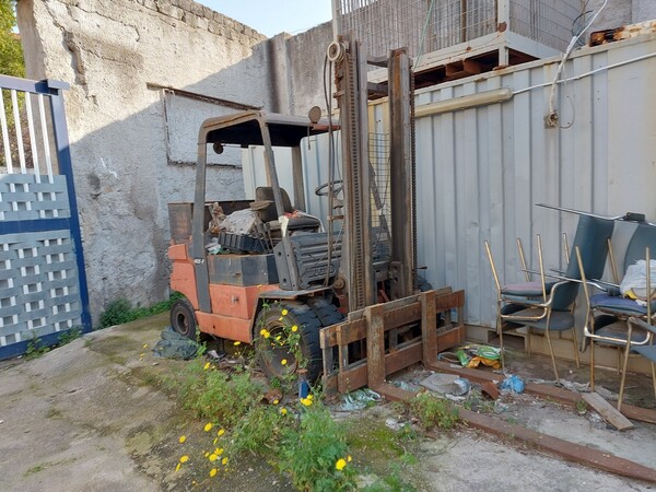 1#12020 Beni mobili registrati, mezzi meccanici per movimentazione dei carichi e blocco arredi in vendita - foto 29