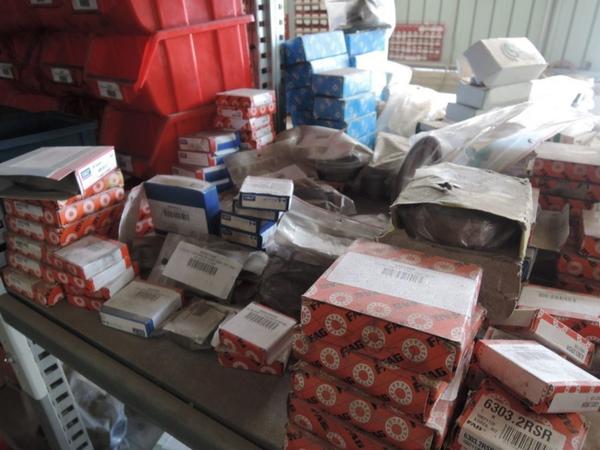 23#1267 Ricambi uso generico in vendita - foto 2