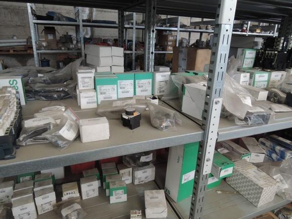 24#1267 Stock di ricambi vari in vendita - foto 9