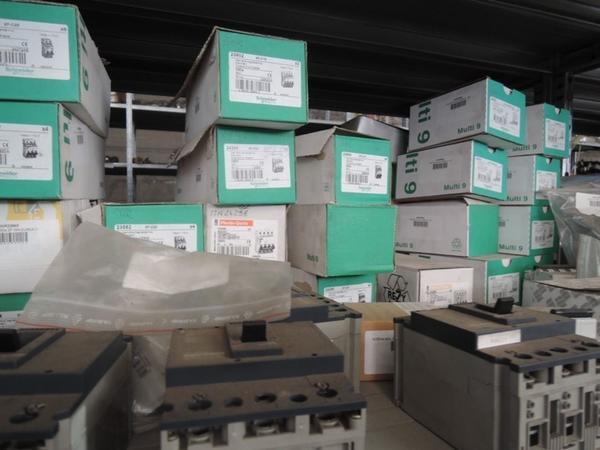 24#1267 Stock di ricambi vari in vendita - foto 10