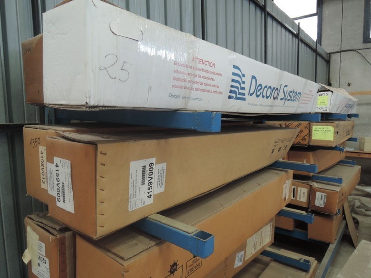 Lot Consumable materials warehouse