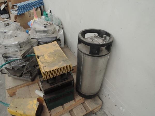 26#1267 Magazzino accessori punzone e punzonatrice Oemme in vendita - foto 5