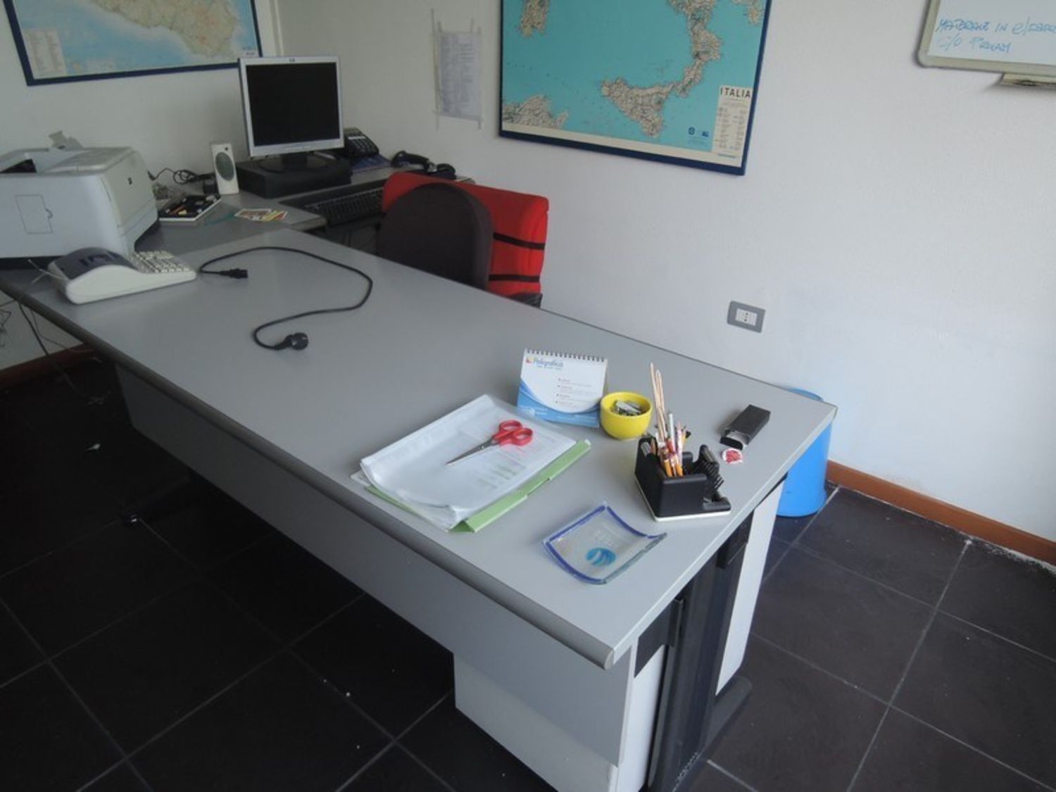 Lot Office furniture